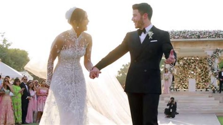 Nick Jonas & Priyanka Chopra’s 3rd Wedding Anniversary: Video – Hollywood Life