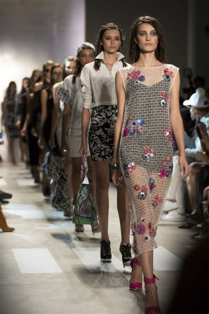 Nicole Miller NYFW Spring 2016 – See Photos