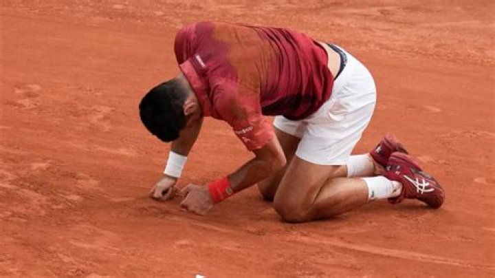 Novak Djokovic Withdraws From French Open Due to Knee Injury