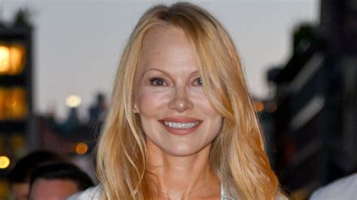 Pamela Anderson Reveals She Wanted To Be Nun As A Child – Hollywood Life