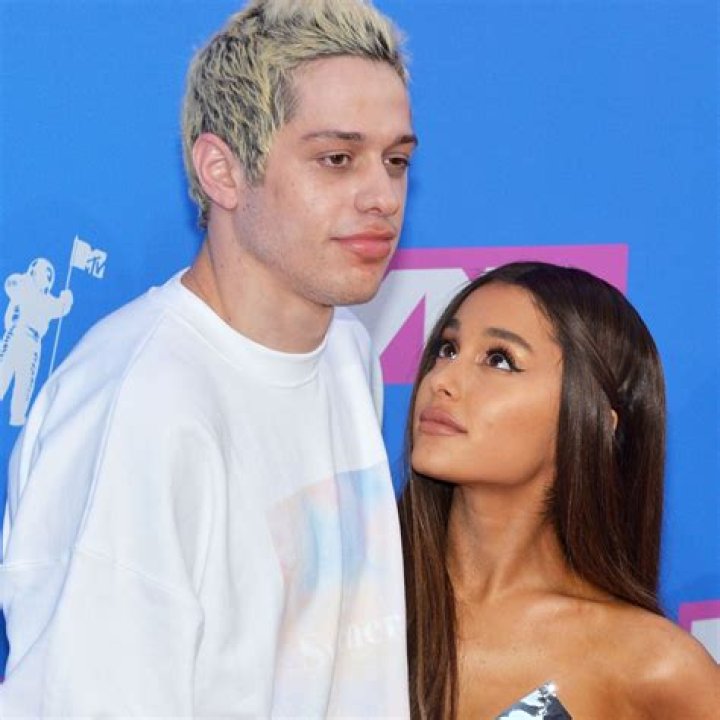 Pete Davidson Jokes About Switching Ariana Grande’s Birth Control With Tic Tacs On ‘Weekend Update’
