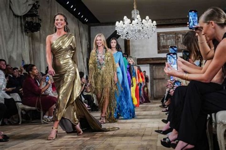 Peter Som Spring 2015 New York Fashion Week