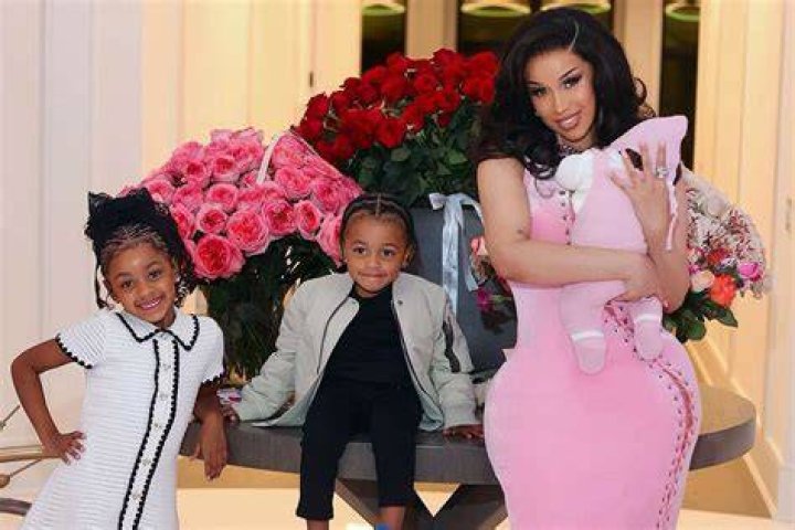 Photos Of Cardi B & Offset’s Daughter – Hollywood Life