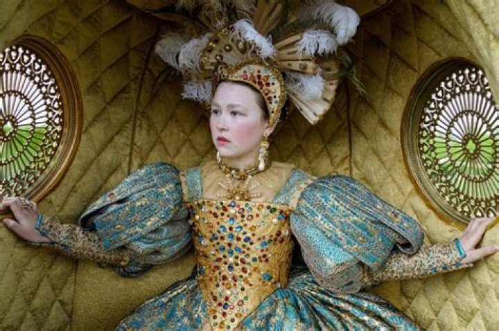 Photos Of The Catherine De Medici Series – Hollywood Life