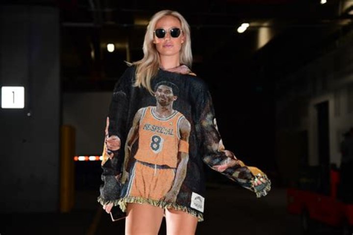 Photos Of The WNBA Star – Hollywood Life