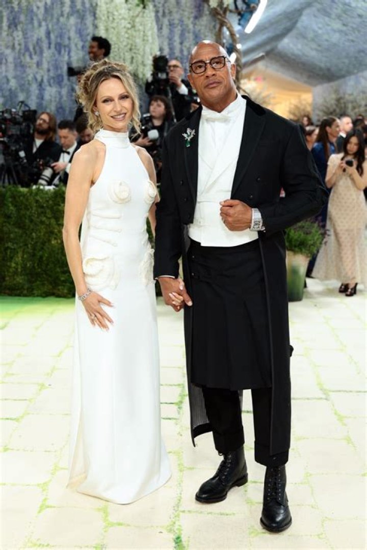 [PICS] Met Ball 2012 — Hottest Couples On The Red Carpet – Hollywood Life