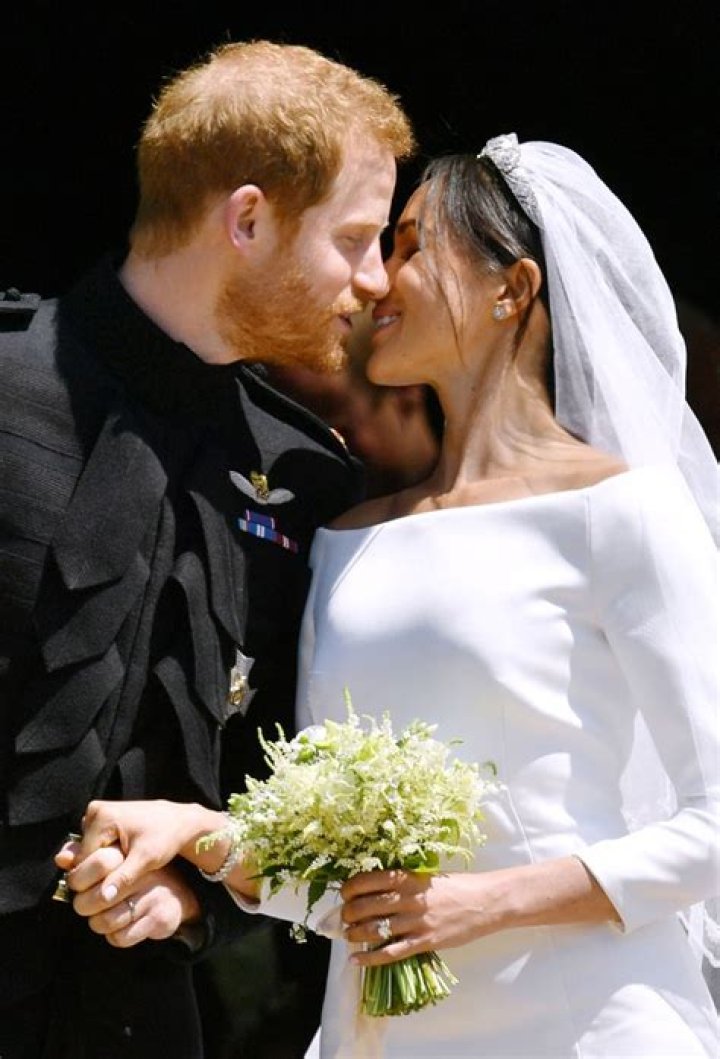 Prince Harry & Meghan Markle Married – Hollywood Life