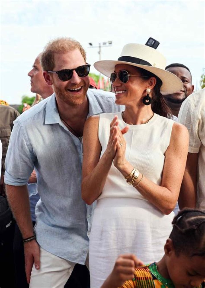 Prince Harry & Meghan Markle’s LA Volunteer Work Revealed: They ‘Want To Make The World A Better Place’