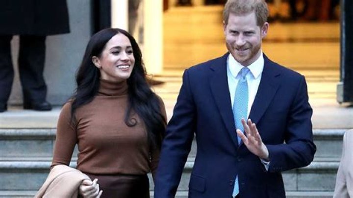 Prince William Looks Sad In 1st Pic Since Harry & Meghan Announce Step Back From Royal Duties