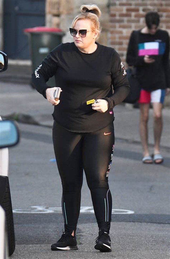 Rebel Wilson Slays In Sparkly Turtleneck After Revealing Changes That Lead To 60Lb. Weight Loss