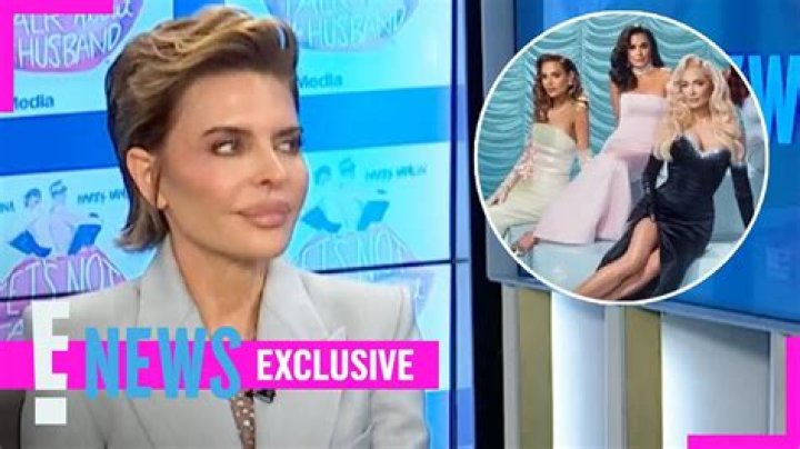 ‘RHOBH’s Lisa Rinna Admits She ‘Probably’ Has An Eating Issue: ‘I’ve Gone To Therapy’ For It