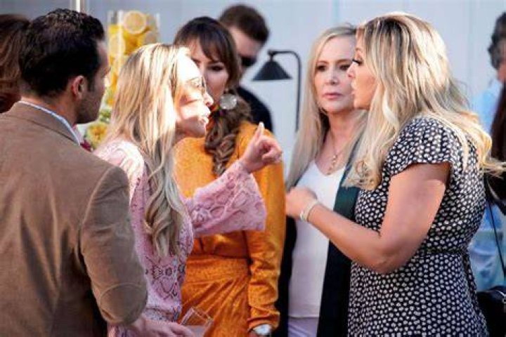 ‘RHOC’: Tamra & Braunwyn Make Out At Shannon’s Birthday Party & Vicki Calls Braunwyn ‘Trash’