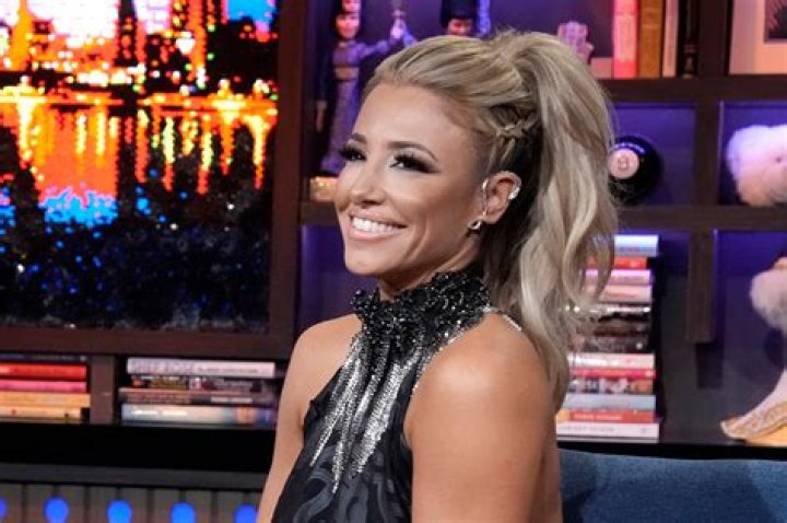 ‘RHONJ’ Star Shows Off Toned Body – Hollywood Life
