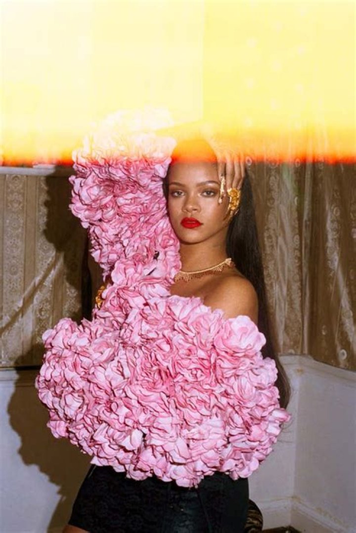 Rihanna For Garage Magazine 2018 — Pics
