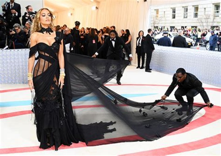 Rita Ora – Hollywood Life