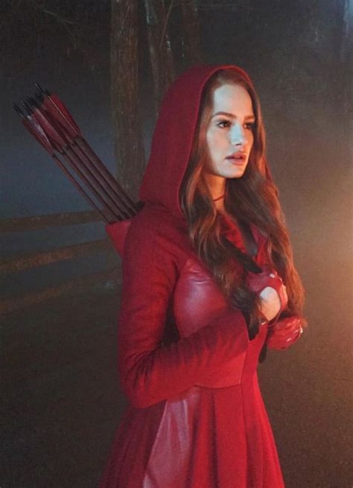 ‘Riverdale’: These Two Fan Fave Characters Have A Steamy Hookup