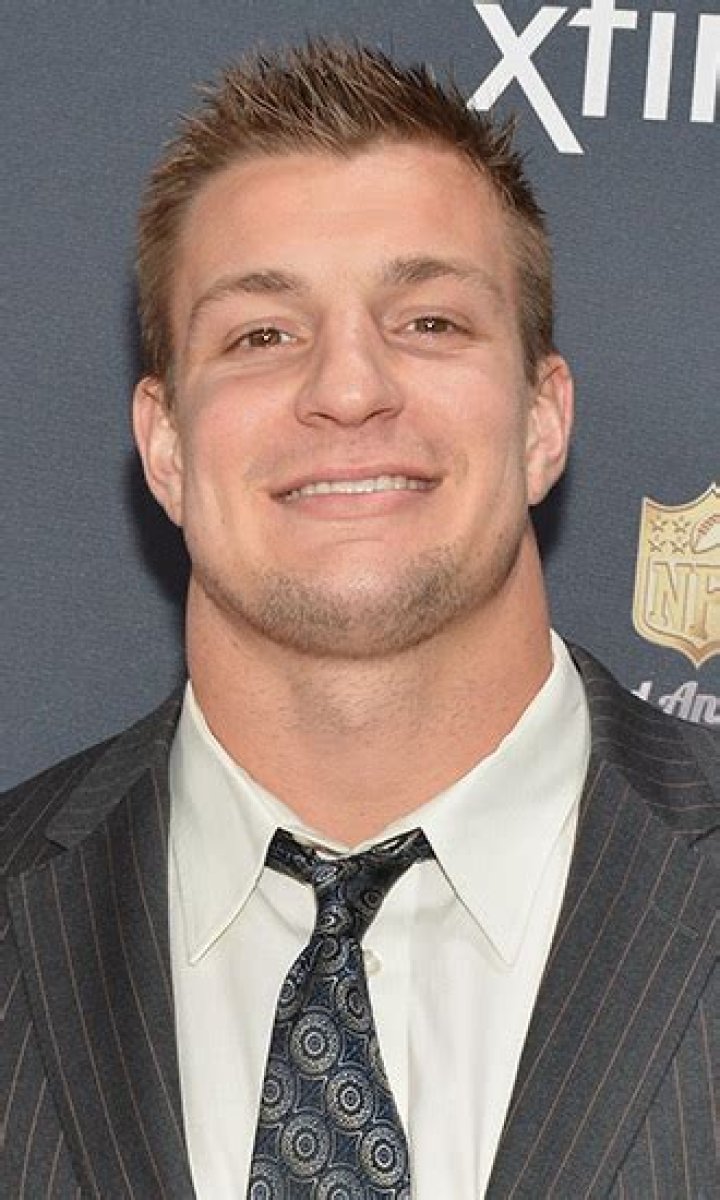 Rob Gronkowski Celebrity Profile – Hollywood Life