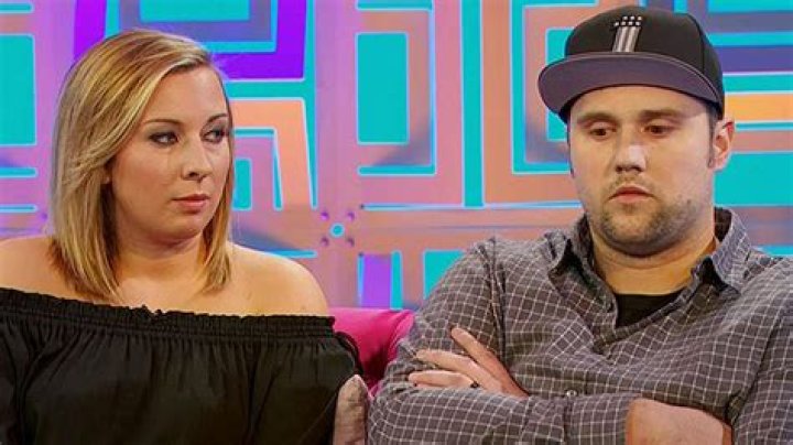 Ryan Edwards Hints He & Mackenzie Are Getting A Divorce In Message – Hollywood Life