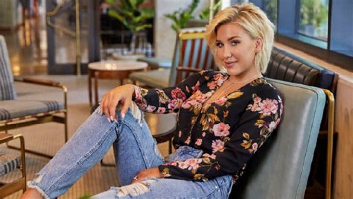 Savannah Chrisley, 23, Details Her Battle With Endometriosis & Why She’s Considering Freezing Her Eggs