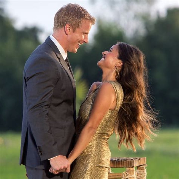 Sean Lowe Still Can’t Believe He Signed Up For ‘The Bachelor’ & Got A Wife & Two Kids Out Of It