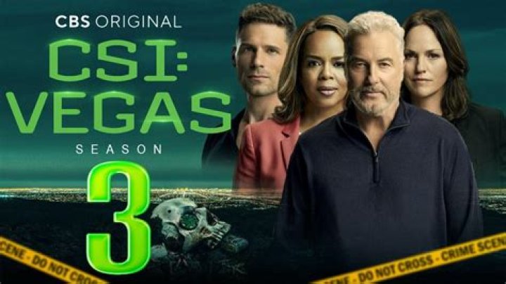 See 1st 5 Minutes Of Season 3 – Hollywood Life