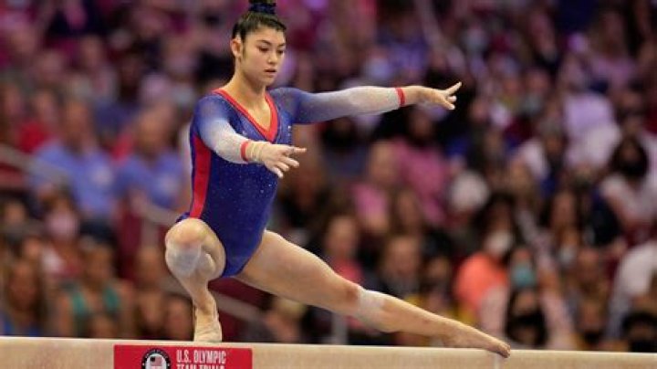 See Hot Photos Of The Olympic Gymnast – Hollywood Life