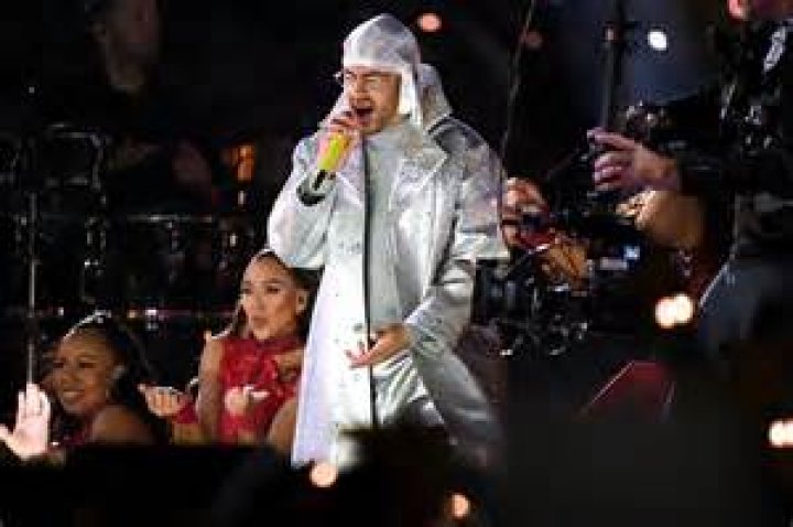 See Pics From The 2020 Super Bowl Event – Hollywood Life