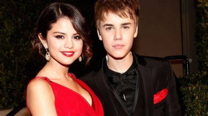 Selena Gomez & Justin Bieber Eat Big Macs From McDonalds In NYC — But Isn't She Supposed To Change Her Diet?