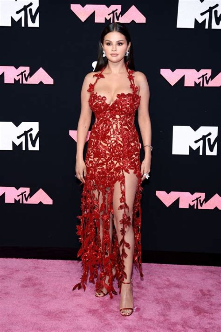 Selena Gomez’s Best Red Carpet Looks From 2018