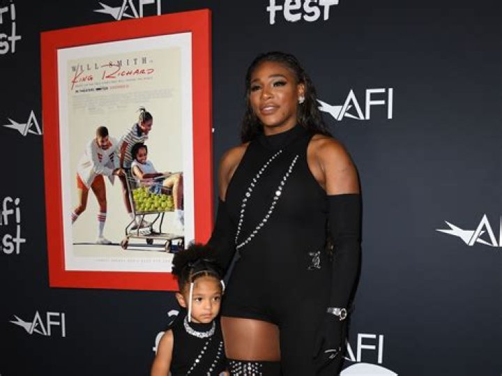 Serena Williams & Daughter Olympia Match At ‘King Richard’ Premiere – Hollywood Life