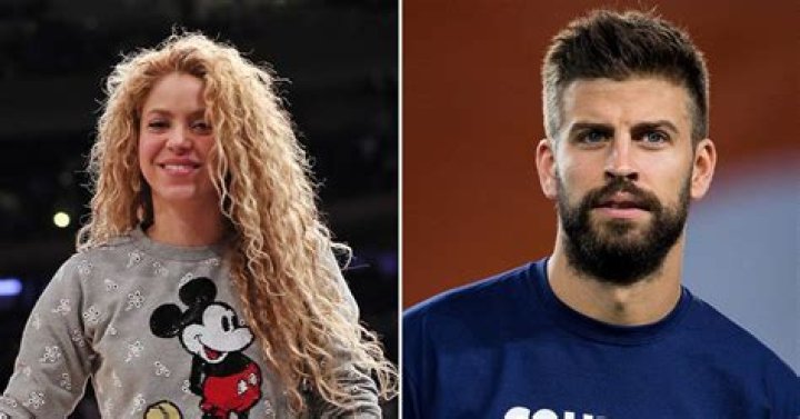 Shakira & Gerard Pique Have Awkward Run-In At Son’s Baseball Game After Split: Photos