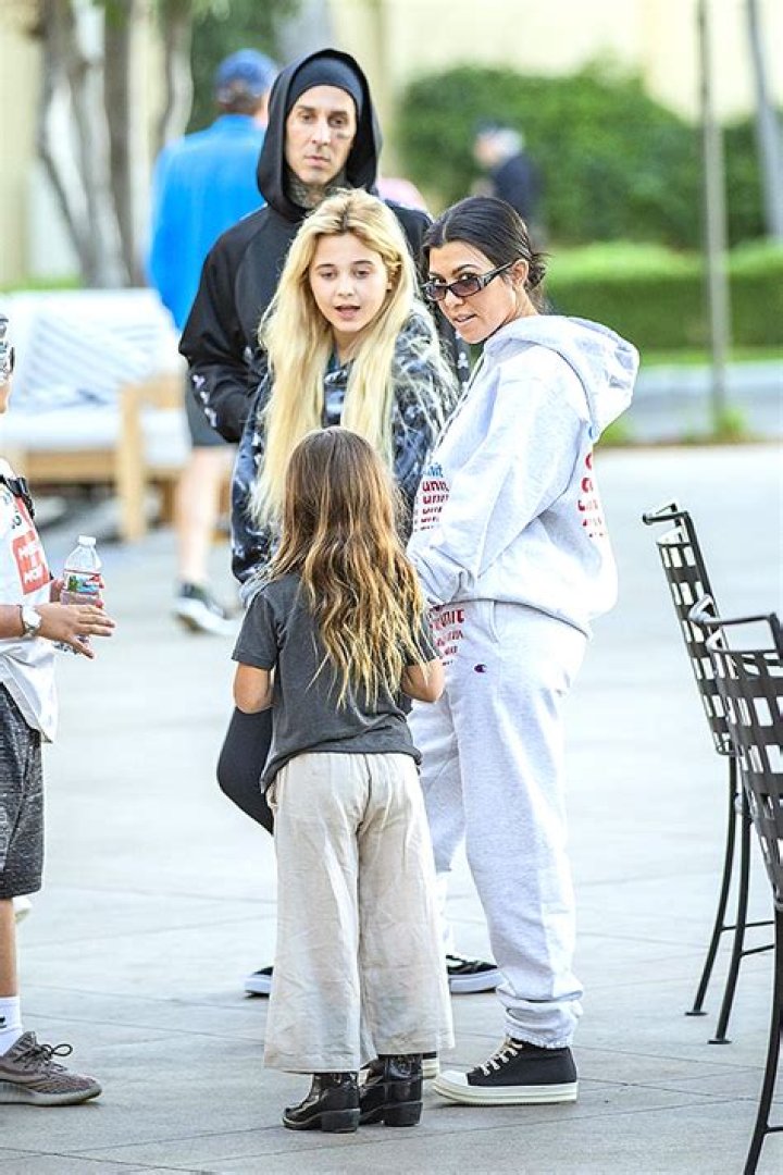 Shanna Moakler Shades Kourtney Kardashian About Her Kids: Photos – Hollywood Life