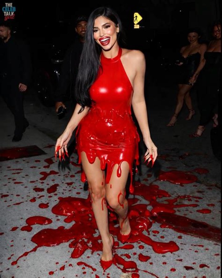 She ‘Laughed It Off’ – Hollywood Life