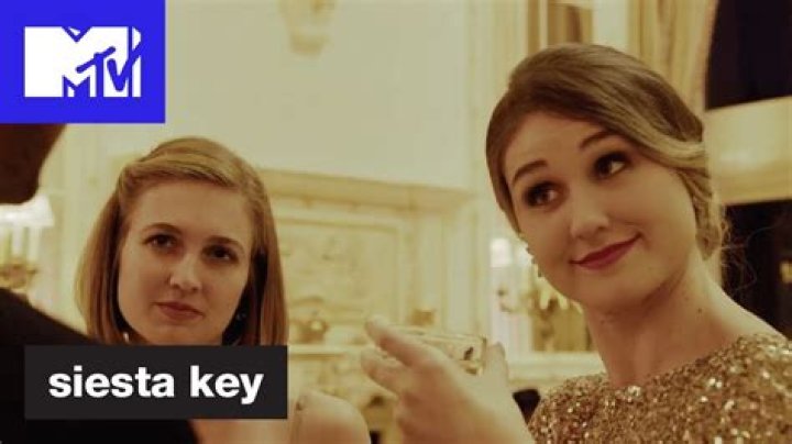 ‘Siesta Key’ Sneak Peek: Madisson Finds Out About Alex & Amanda’s Hook Up