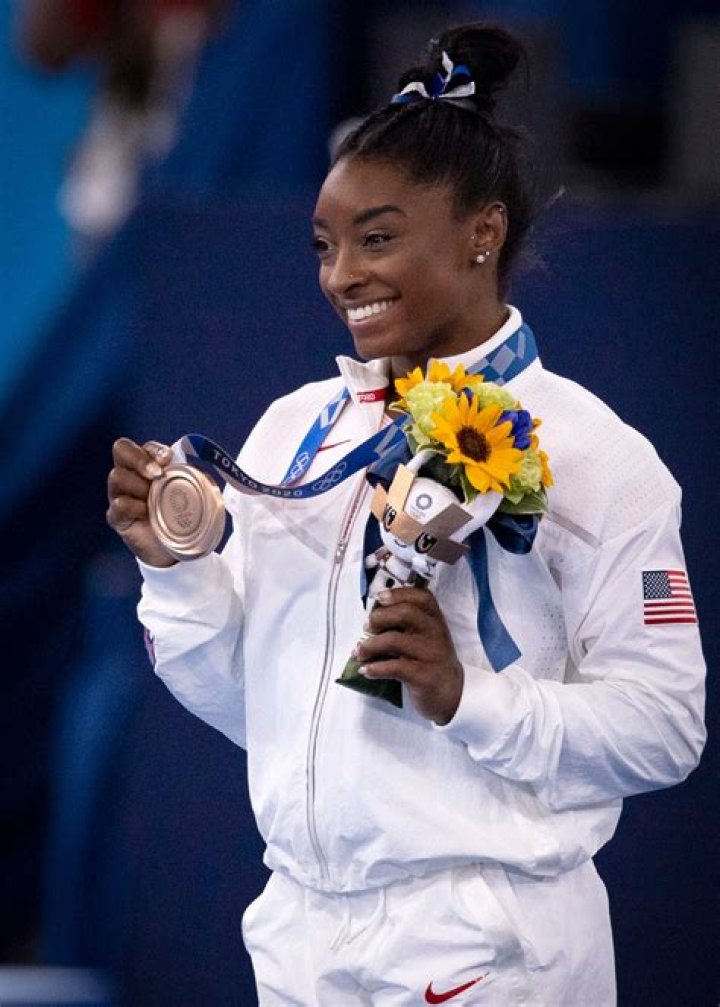 Simone Biles Rocks Tie-Dye Bikini After Winning Bronze At The Olympics – Hollywood Life
