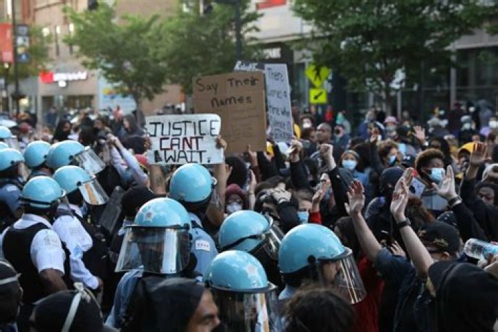 Stars At George Floyd Protests: Pics