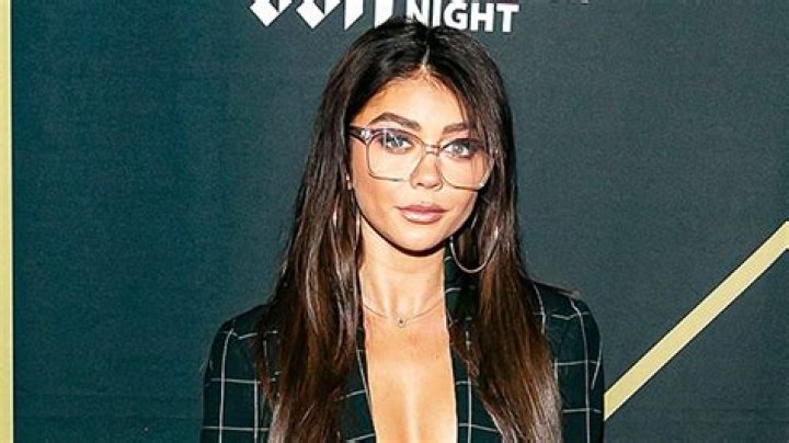Stars Wearing Bras As Tops — Cardi B, Sarah Hyland & More