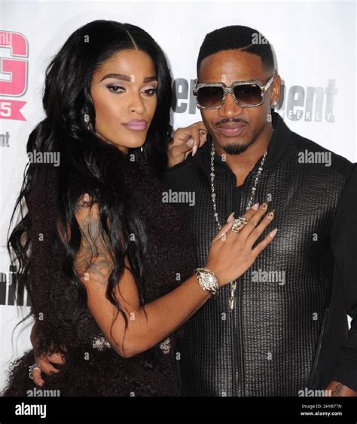 Stevie J & Joseline Hernandez Together In New Photo After Custody War – Hollywood Life