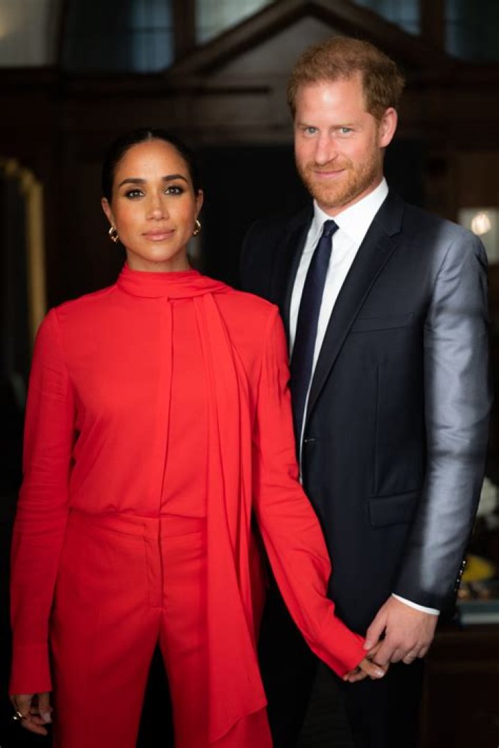 ‘Suits’ Wedding Episode — Photos Of Meghan Markle & More