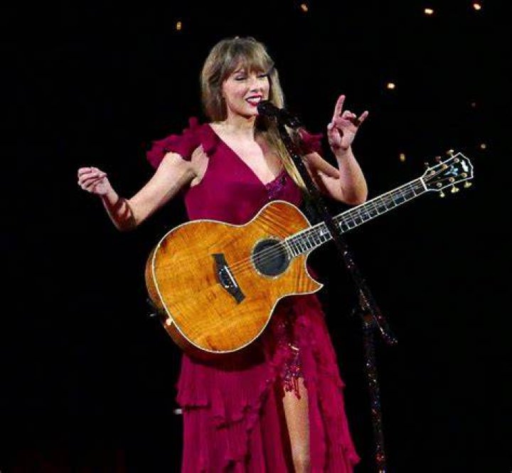 Taylor Swift Should Apologize To Harry Styles After He Takes High Road