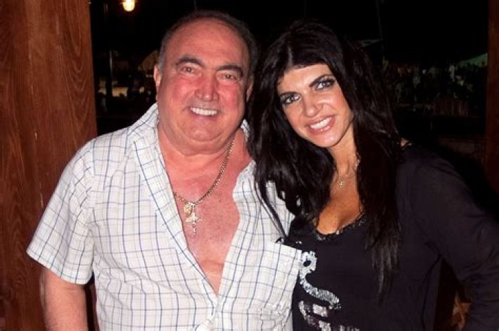 Teresa Giudice & Joe Gorga’s Families Break Social Distancing To Honor Their Dad 4 Days After Death