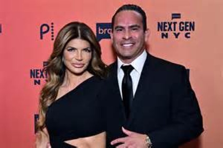Teresa Giudice ‘Really Likes’ New Boyfriend Louie Ruelas: Why She’s ‘Taking It Slow’ Despite Being ‘Happy’