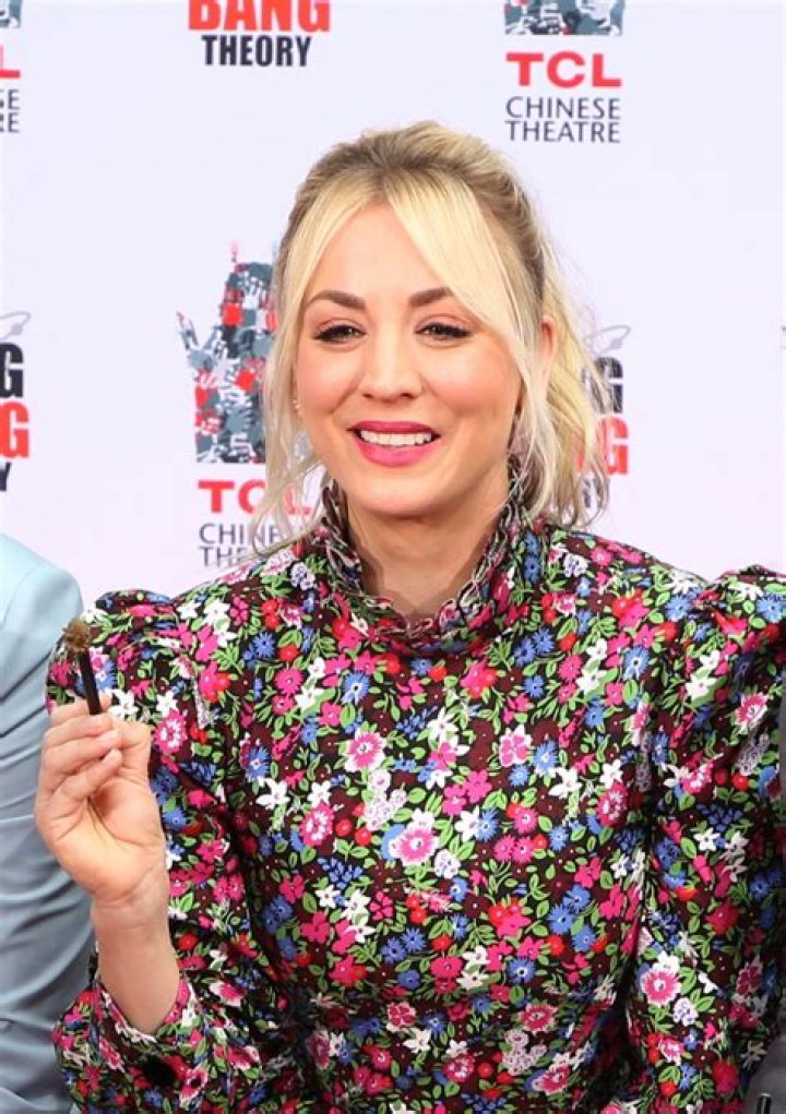 ‘The Big Bang Theory’ Cast Looks Gorgeous During Handprint Ceremony At Chinese Theatre — Pics