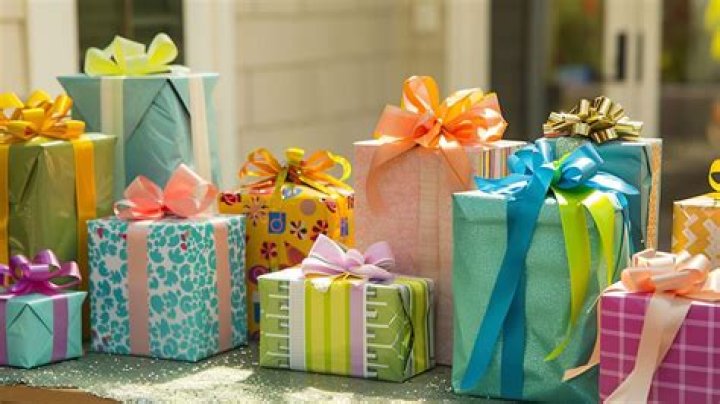 The Birthday Gift She Wants From Him – Hollywood Life