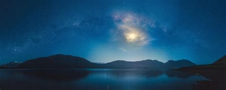 ‘The Midnight Sky’ — Photos