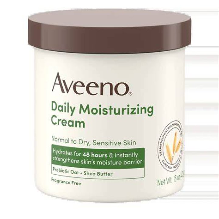 This $15 Face Cream With Over 53,000 Reviews Is The Perfect Moisturizer For Sensitive Skin