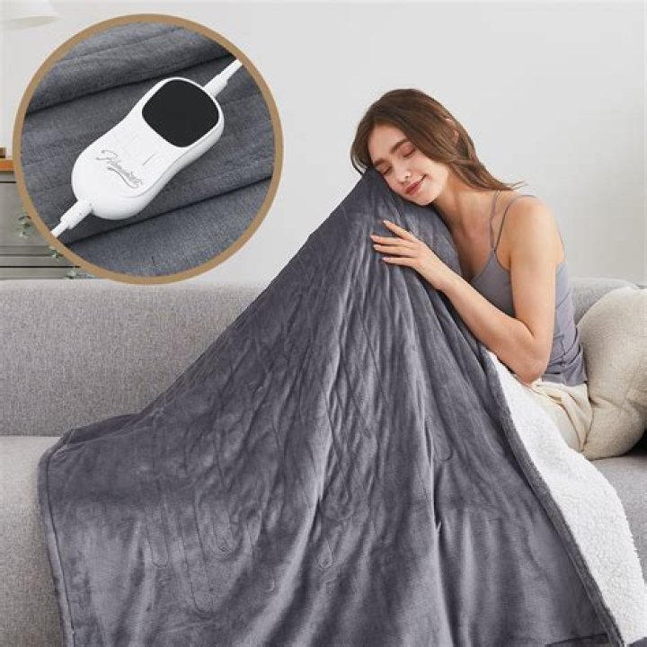 This Cozy Electric Heated Blanket Makes A Great Christmas Gift For Less Than $100