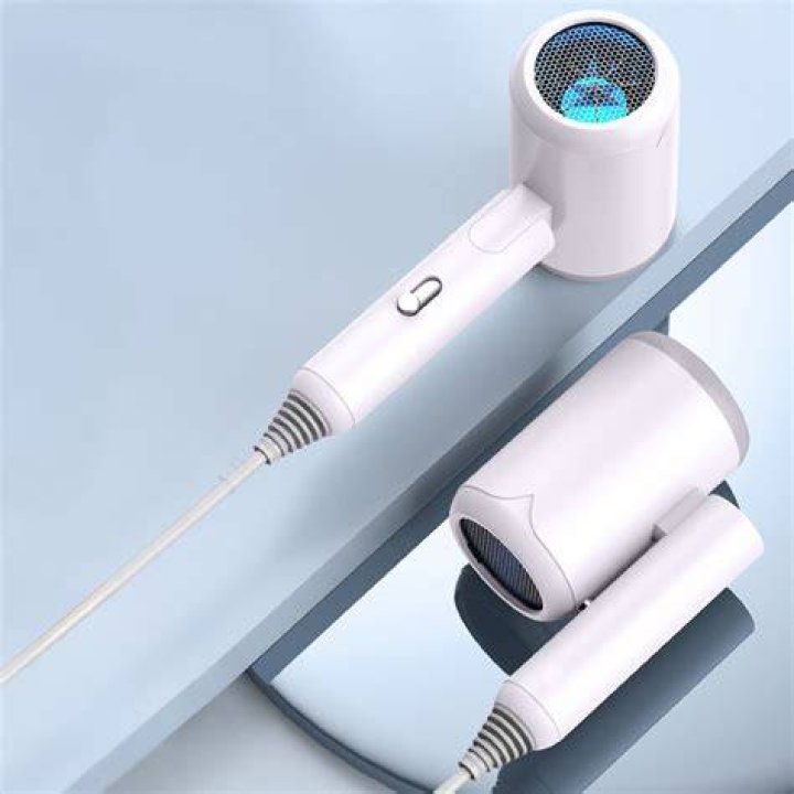This Portable & Lightweight Hair Dryer Fits In Your Purse & Is Less Than $50