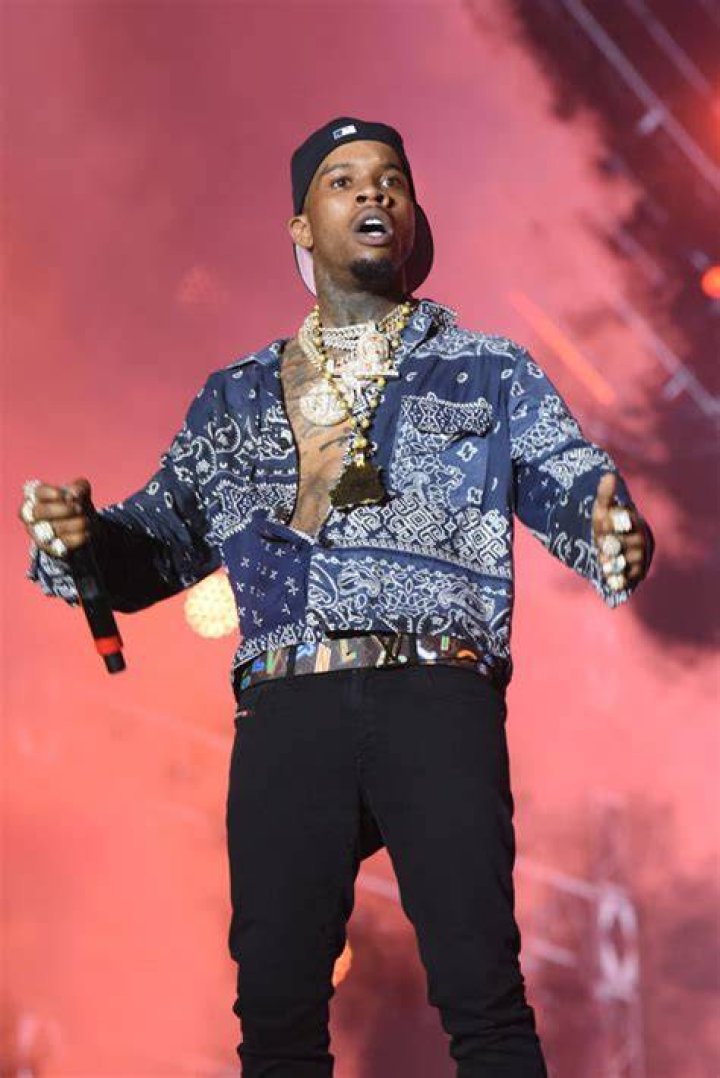 Tory Lanez Reportedly Handcuffed In Court In Megan Thee Stallion Case – Hollywood Life