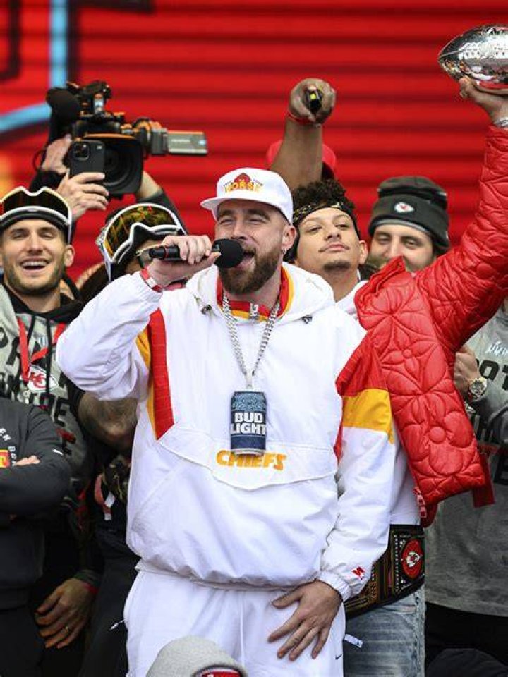 Travis Kelce Sprays Las Vegas Club With Champagne As He Celebrates Super Bowl Win 2 Weeks Later